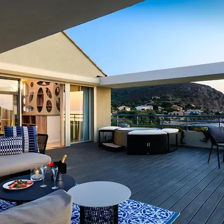 圣玛丽亚西佳酒店 4* LʼÎle-Rousse