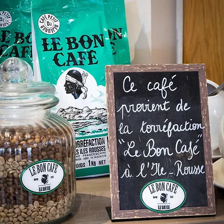 圣玛丽亚西佳酒店 4* LʼÎle-Rousse
