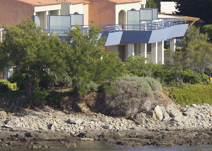 Hotel Western Premier Santa Maria 4*