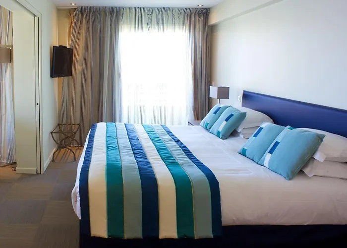 Western Premier Santa Maria Hotel 4*