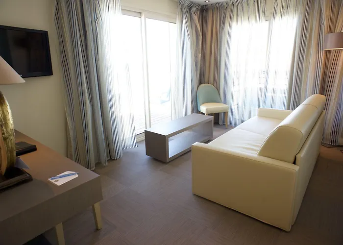 Hotel Western Premier Santa Maria L'Ile-Rousse (Corsica)